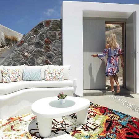 Mellow Luxury Cave Hotel 3*