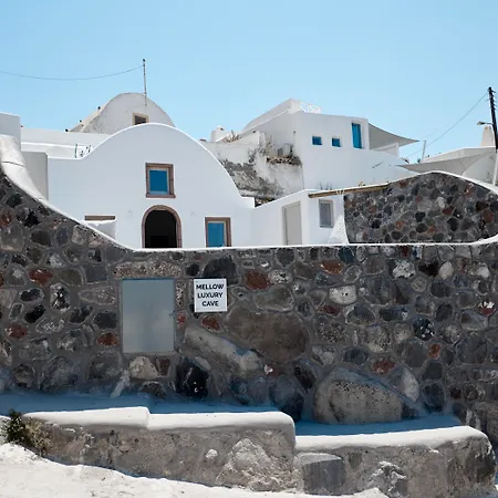 Hotel Mellow Luxury Cave Oia (Santorini)