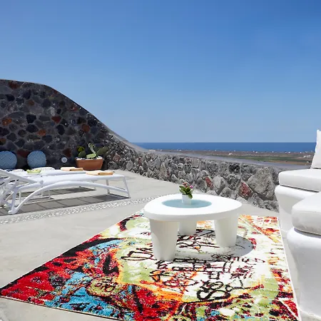 Mellow Luxury Cave Hotel 3*